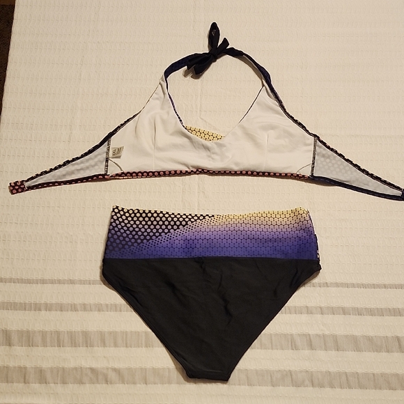 Multicolor Halter Bikini Set - Picture 2 of 2